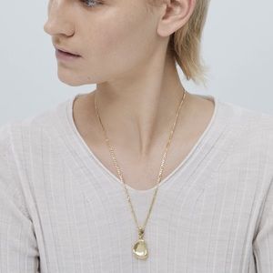 Like new! Gold Jenny Bird Thea Pendant